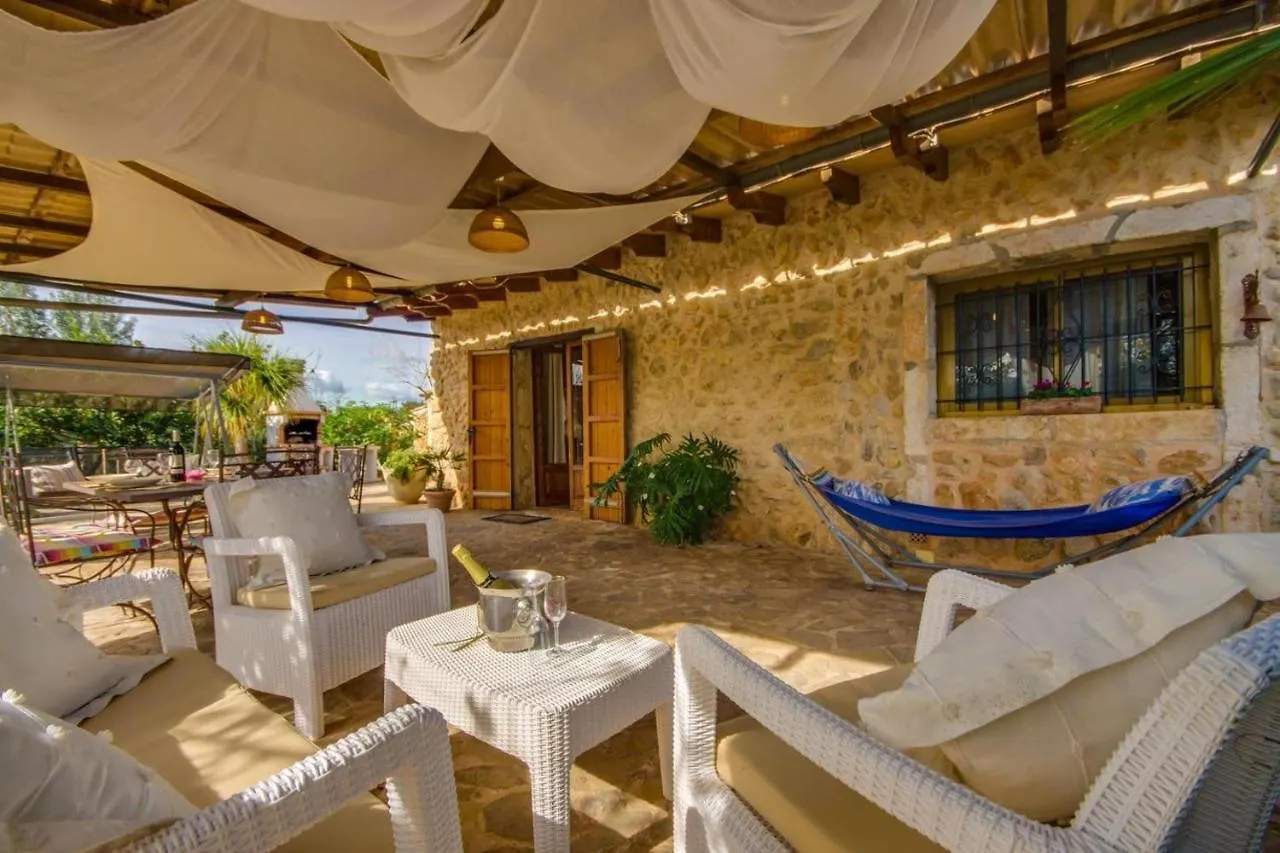 Ideal Property Mallorca - Lina - Sa Figuera Blanca Buger Spain